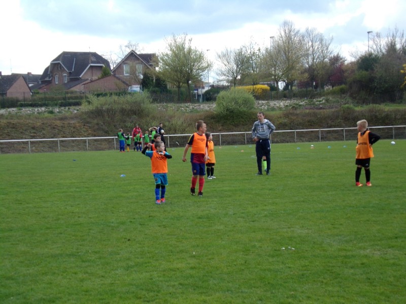 stage U8 à U10 avril 2016 098.jpg